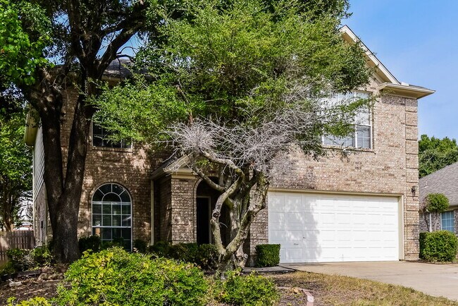Building Photo - 707 Glenwood Ct