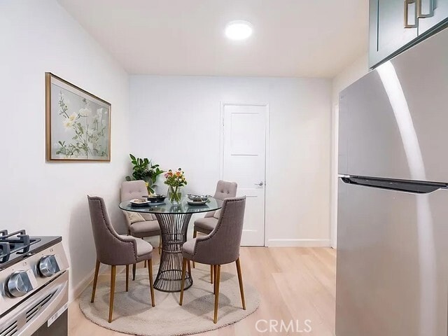 Foto del edificio - 4222 Ventura Canyon Ave