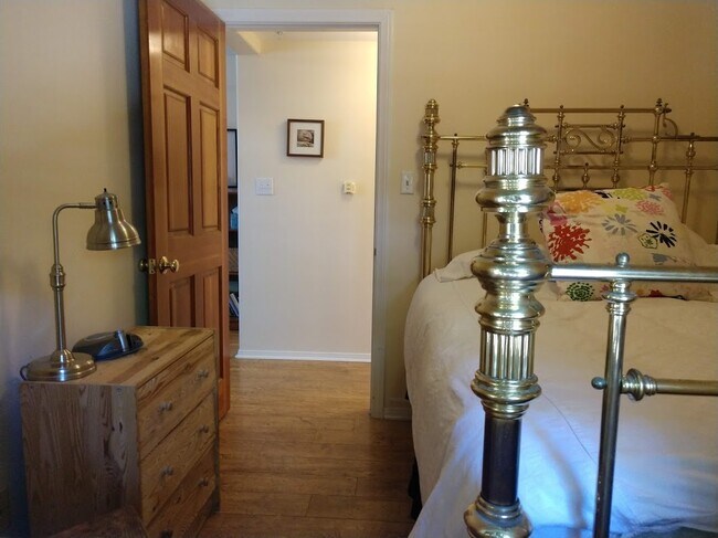 Dormitorio - 2321 2nd St