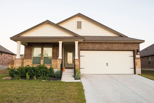 Foto del edificio - 3/2 Gorgeous Brick Home