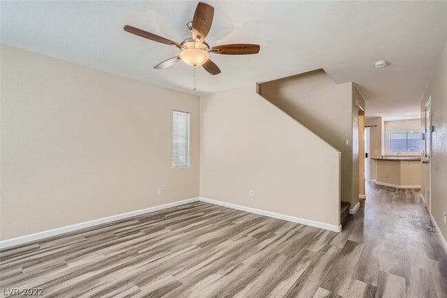 Building Photo - 10404 Coyote Cub Ave