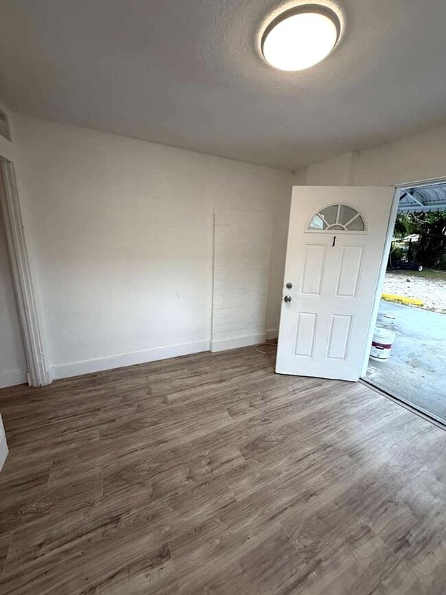 Photo - 326 NW 96th St Apartment