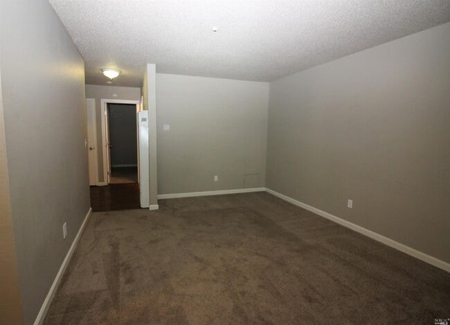 Building Photo - 2829 Apple Valley Ln