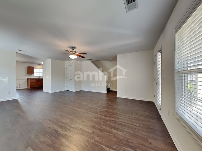 Building Photo - 4013 Tarrant Trace Cir