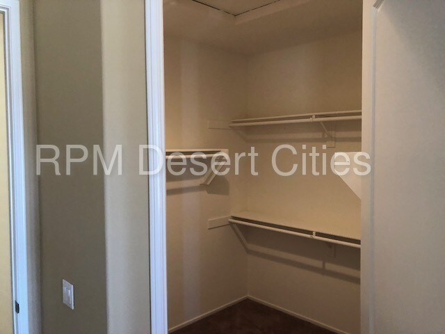 Foto del edificio - 14377 W Agua Dulce Dr