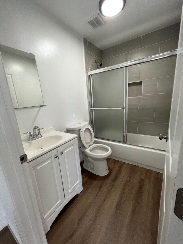 Foto del edificio - 2504 Vineyard Ave