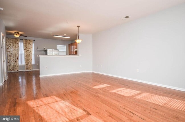 Building Photo - 116 Moore Dr