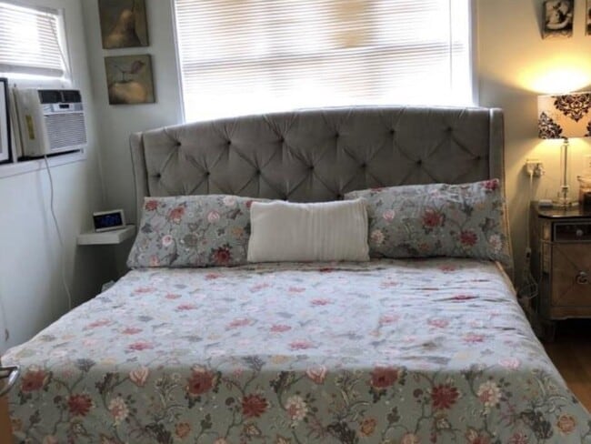 Photo du bâtiment - 5515 Trafalgar St