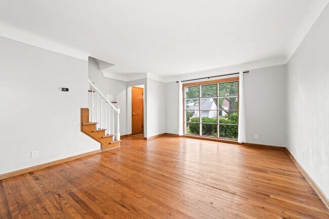Building Photo - 4094 Lowden Rd