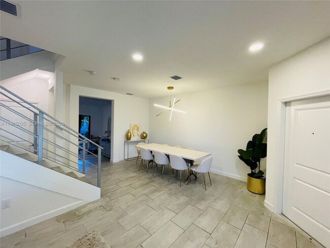 Foto del edificio - 764 NE 206th Terrace