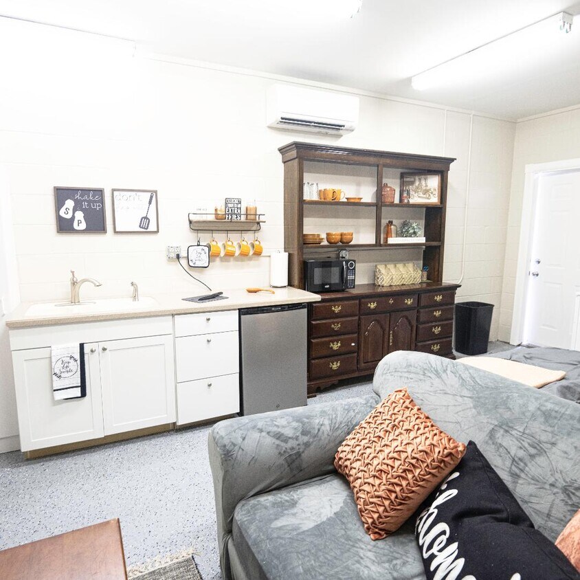 Foto principal - 2107 Southampton Rd
