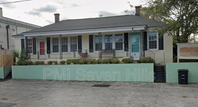 Photo - 1350 N Gadsden St Apartment