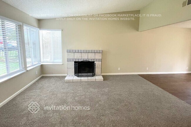 Foto del edificio - 341 Amber Ave