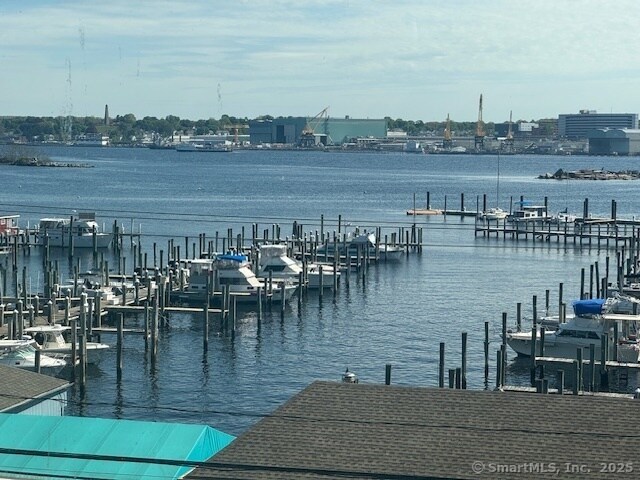 Foto principal - 271 Pequot Ave