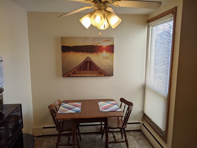 Dining Room - 2000 Sharon Ave SE