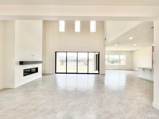 Building Photo - 5285 Coastal Sage Trails