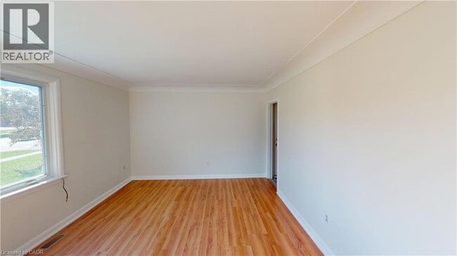 Building Photo - 524 Krug St