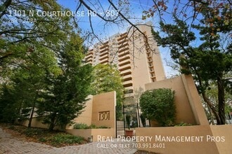 Building Photo - 1301 N Courthouse Rd