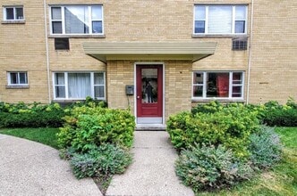 Building Photo - 2113 Howard St Building Photo - 2113 Howard St