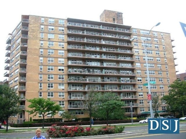Primary Photo - 2650 Ocean Pkwy