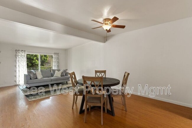 Building Photo - 820 Encinitas Blvd