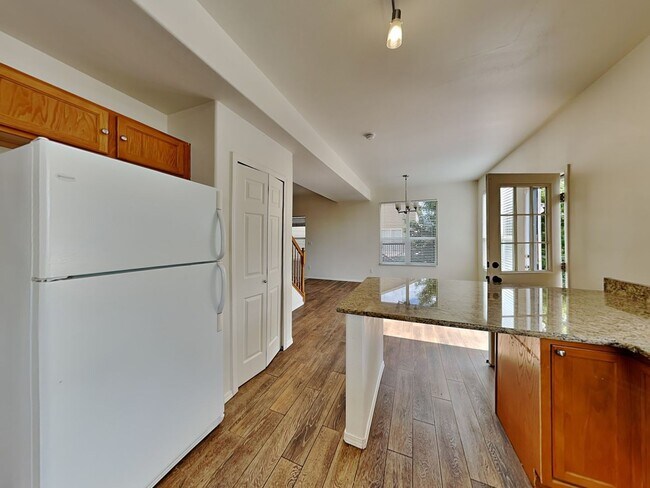 Foto del edificio - 7265 Waterman Way