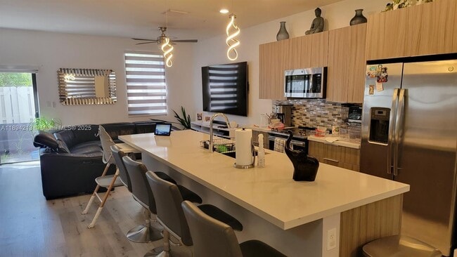 Foto del edificio - 10455 NW 82nd St