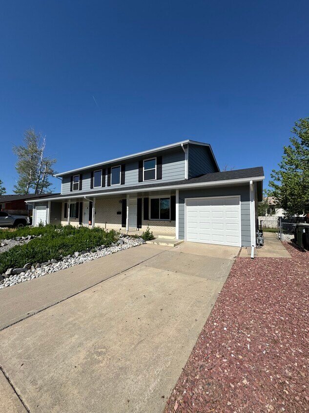 Foto principal - 9143 Osceola St