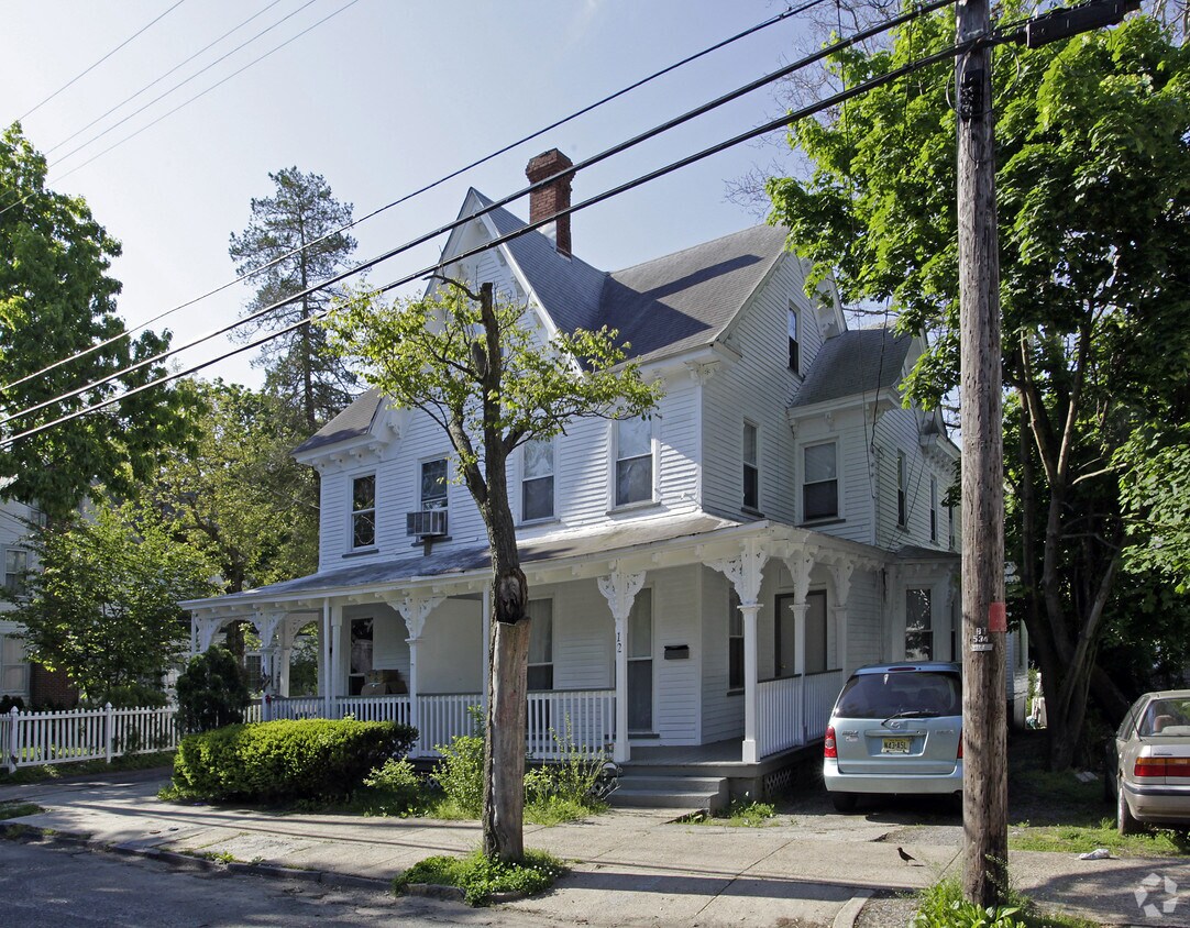 1214 Cedar Pl, Bridgeton, NJ 08302 Apartments in Bridgeton, NJ