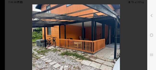 Building Photo - 450 Shamrock Dr