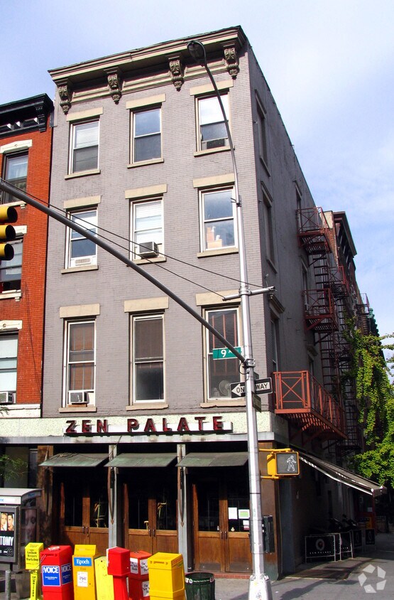Primary Photo - 663 Ninth Ave