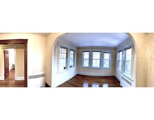 Building Photo - 162 Nonantum St