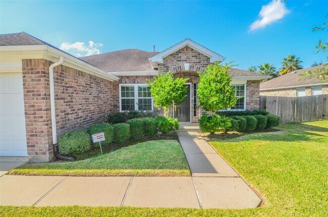 Foto del edificio - 1914 Winding Hollow Dr