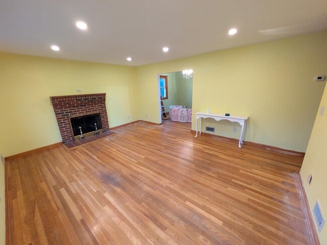Living room - 308 Church Cir