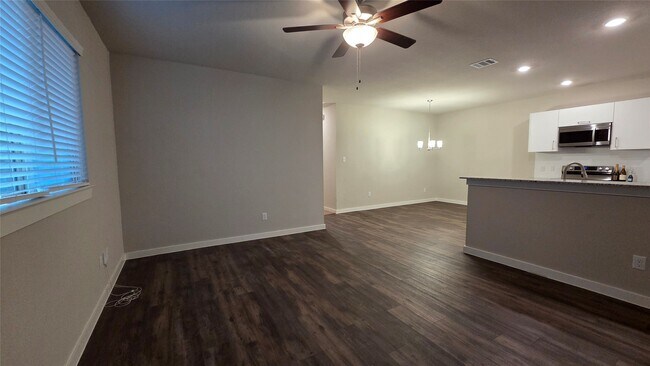 Foto del edificio - 9773 Grosbeak Ln
