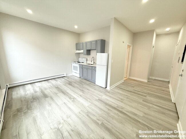 Building Photo - 9 Ruggles St