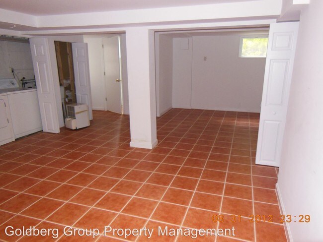 Building Photo - 4613 Cheltenham Dr