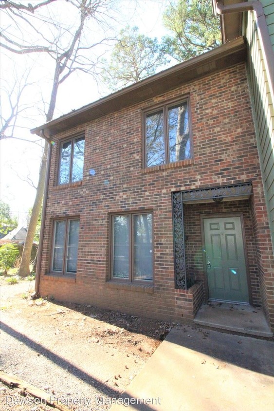 Primary Photo - 2528 Vail Ave