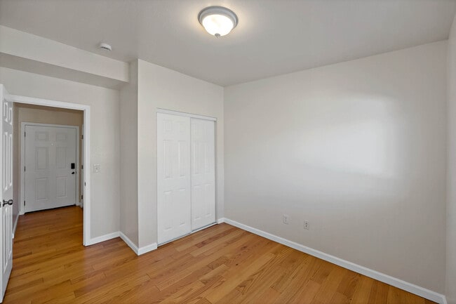 Building Photo - 230 Sanford Ave