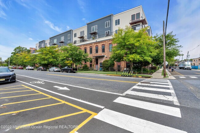 Foto del edificio - 1001 2nd Ave