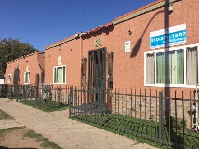 Foto principal - 1130 Raymond Ave