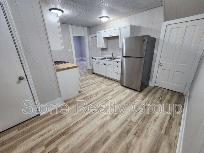 Foto del edificio - 1515 Chase St