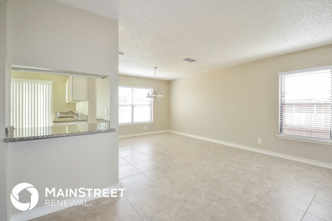 Foto del edificio - 8118 Sunshine Trail Dr