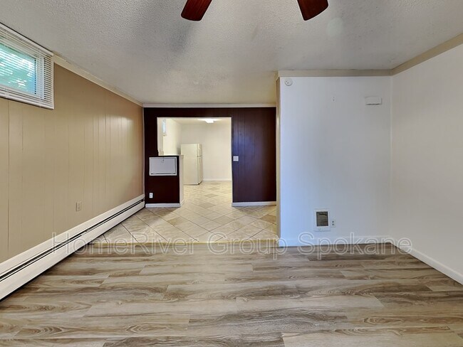 Foto del edificio - 1209 E Kiernan Ave