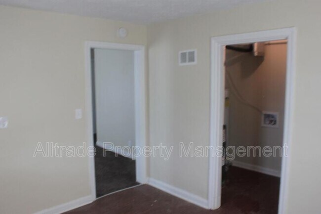 Building Photo - 507 N 31st St