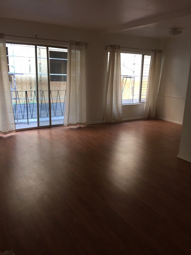 Living/Dining room - 5743 La Mirada Ave
