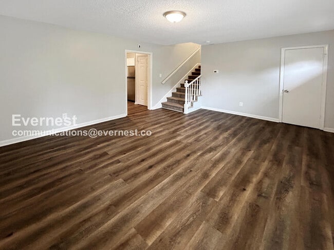 Foto del edificio - 542 Newcastle Rd