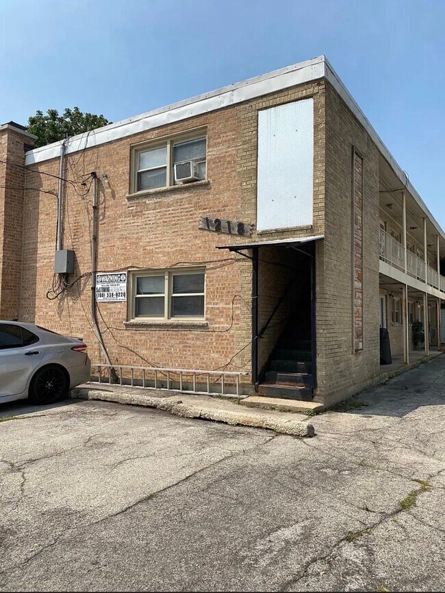Foto del edificio - 1218 Circle Ave