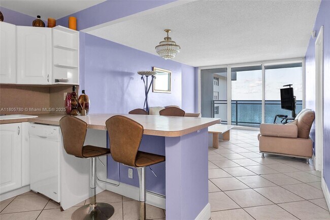 Foto del edificio - 2030 S Ocean Dr