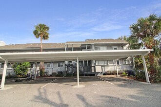 Building Photo - 255 Fenwick Dr